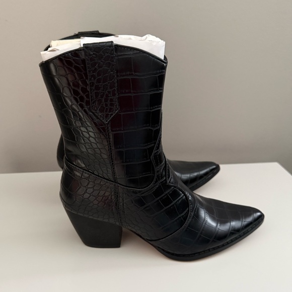 Coconuts by Matisse Black Bambi Western 6M Booties Brand New - Picture 3 of 11